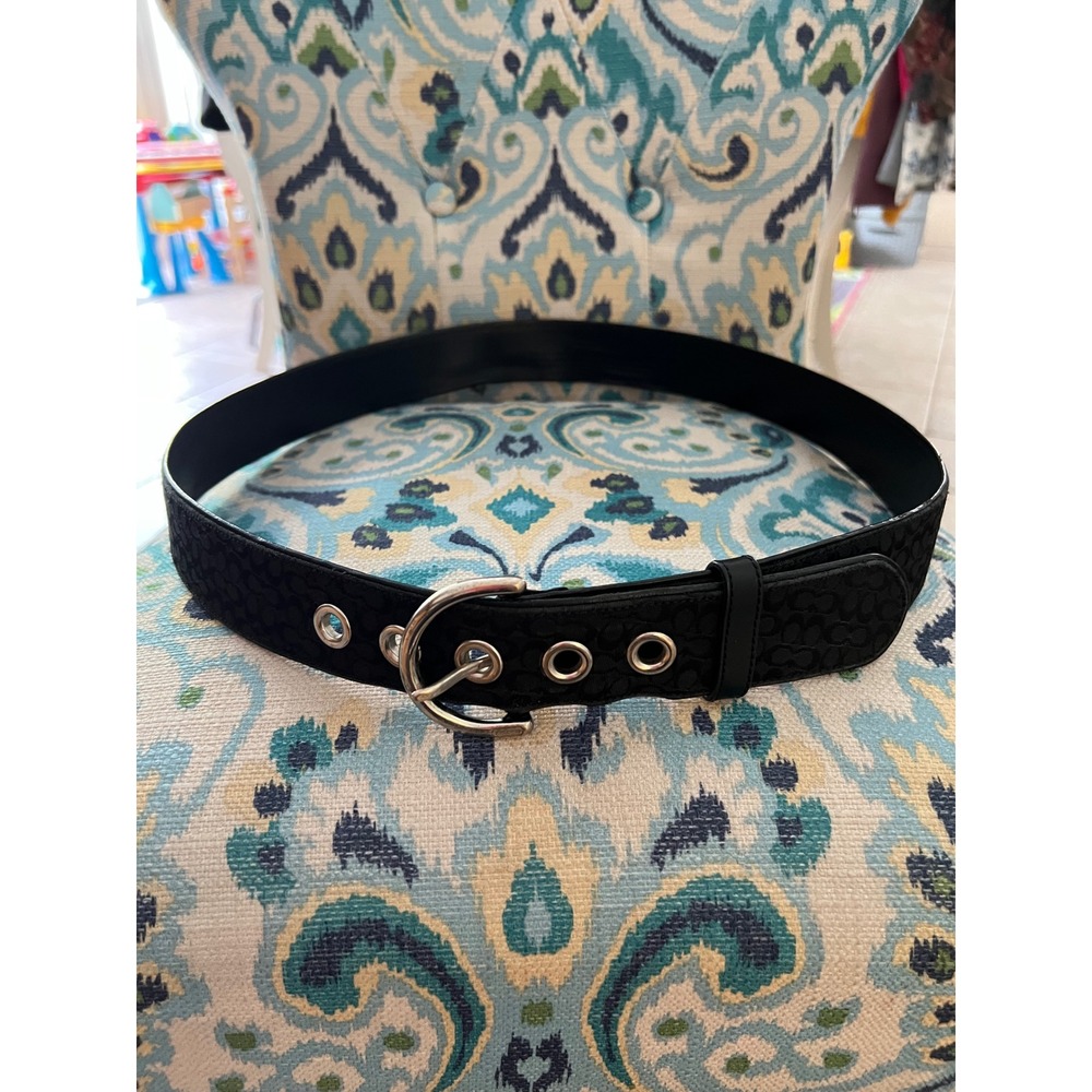 Coach Vintage 2007 Black Signature Jacquard Grommet Belt XL 3977 Silver Buckle
